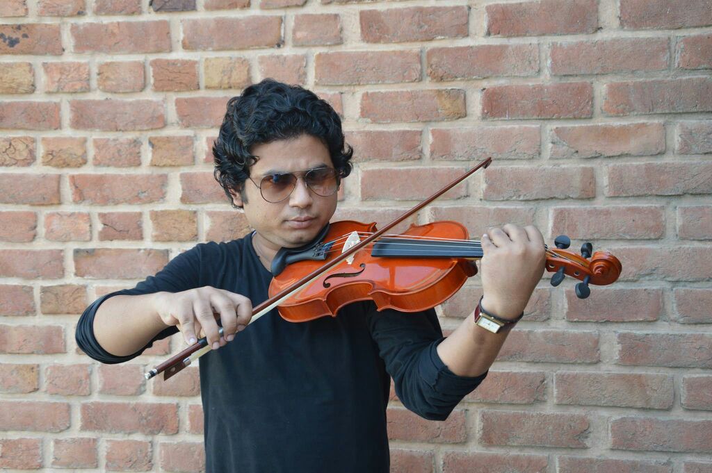 best violin player ahmedabad